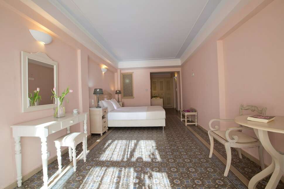 Ein Foto Red Tower Hotel