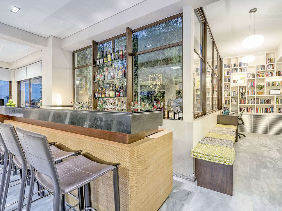 Een foto van de faciliteiten bij Castelli Hotel
