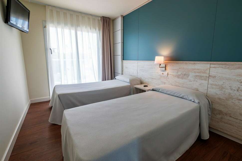 Ein Foto Hotel Golden Donaire Beach