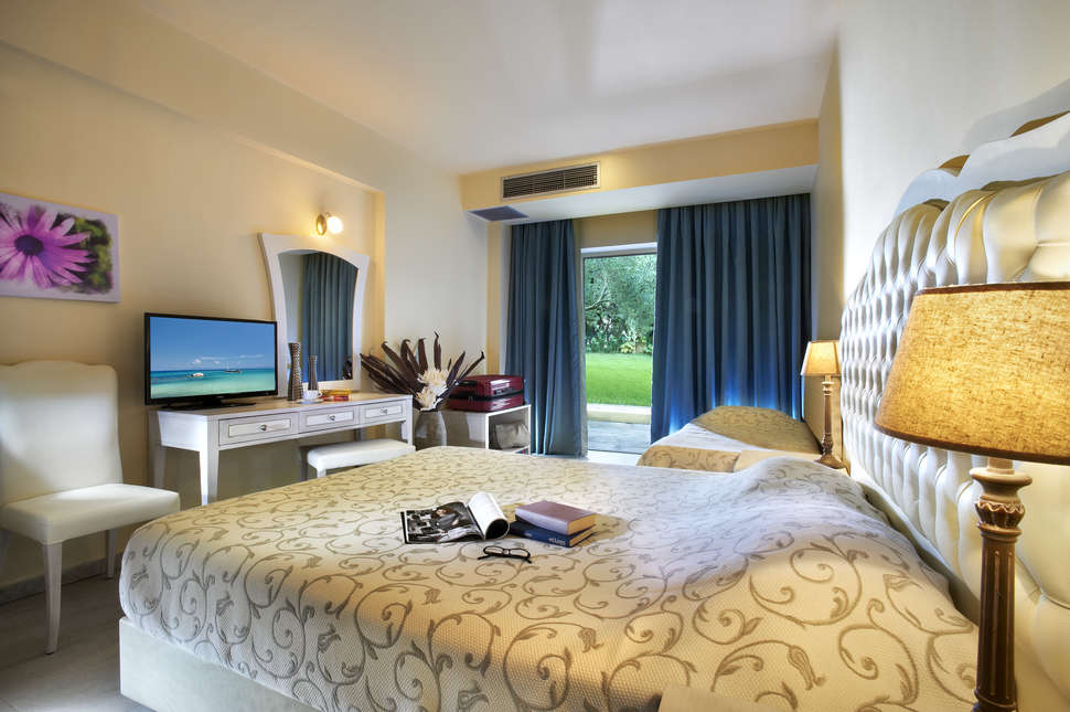 Een foto van Portes Beach Hotel