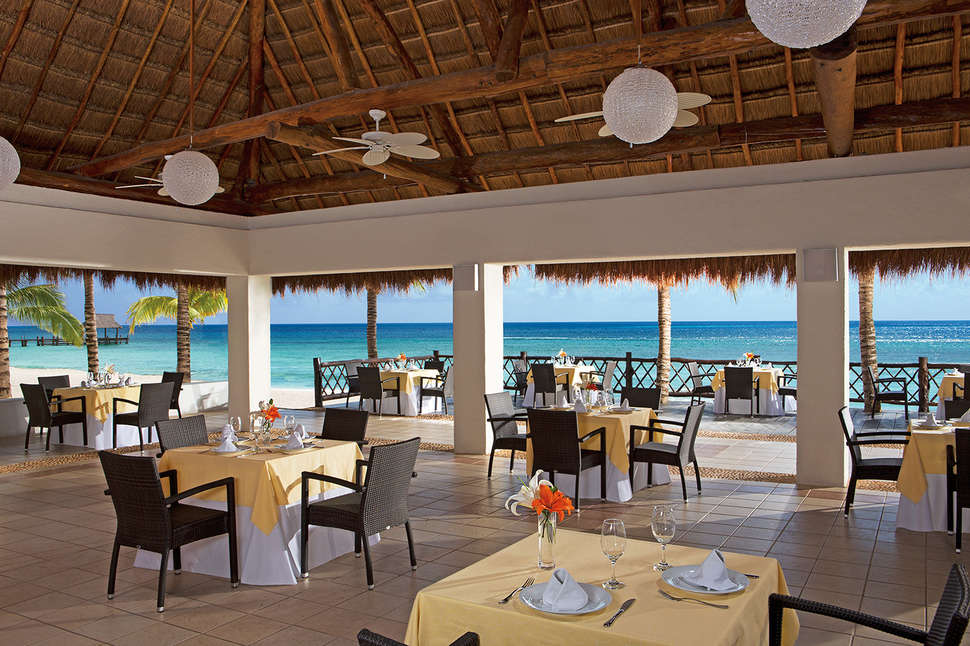 Een foto van Secrets Aura Cozumel