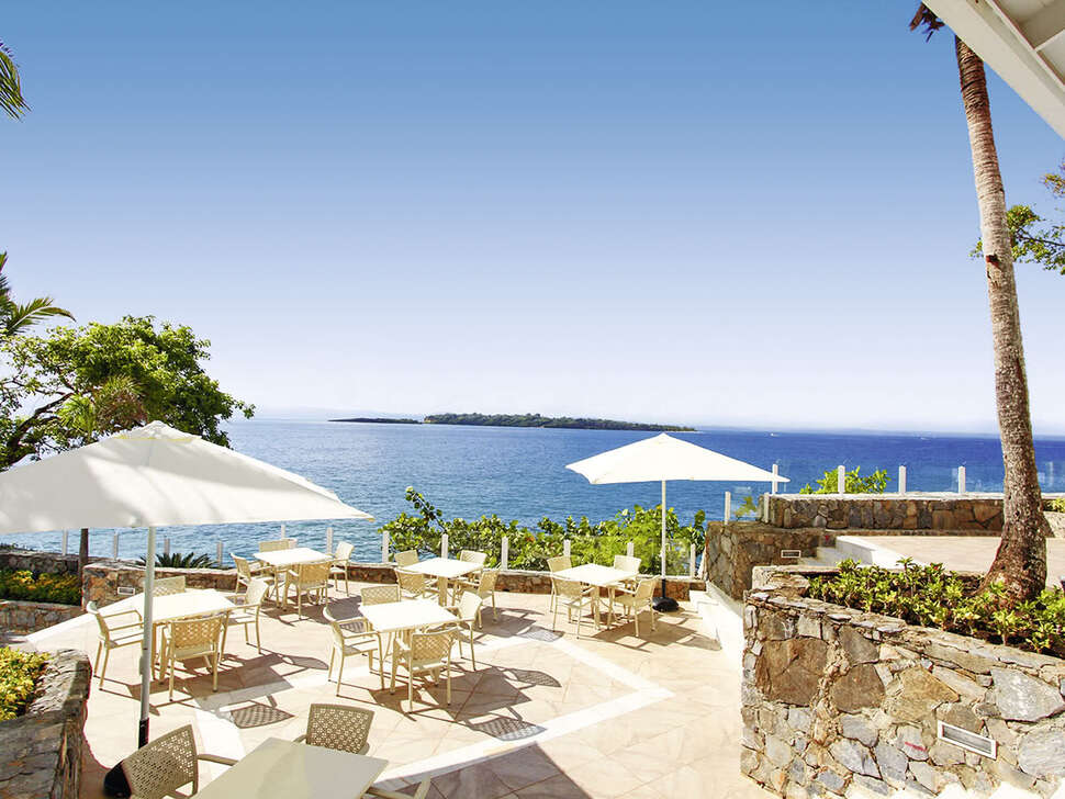 Een foto van het terras bij Luxury Bahia Principe Samana