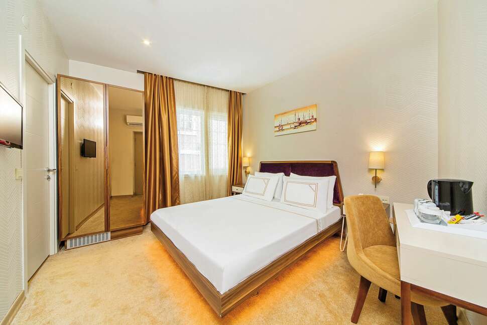 Ein Foto Almina Hotel