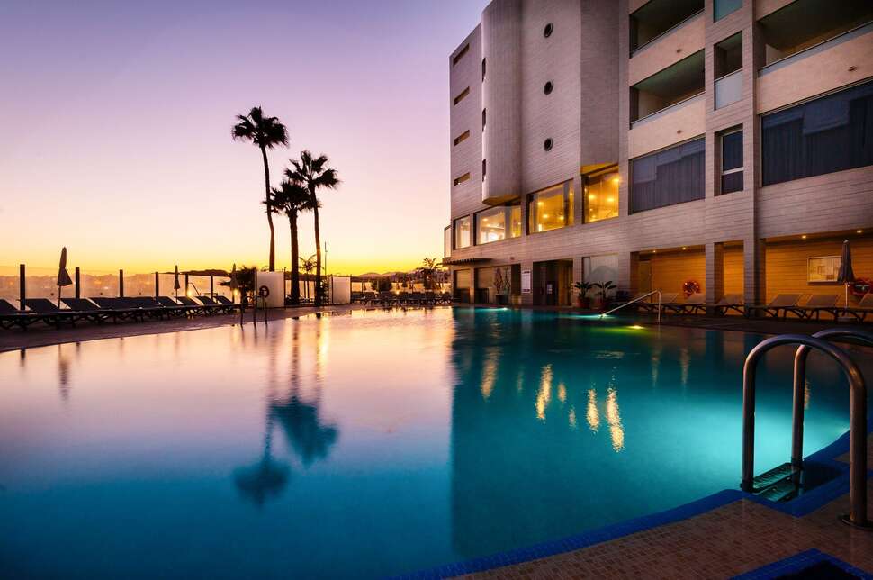 Een foto van het zwembad bij Hotel Kn Arenas del Mar