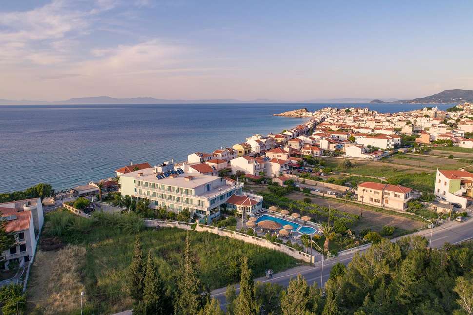 Een foto van de buitenkant van Kokkari Beach