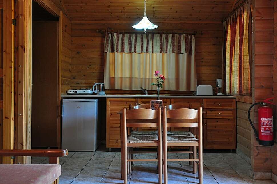 Een foto van Sandy's Studios & Log Villas