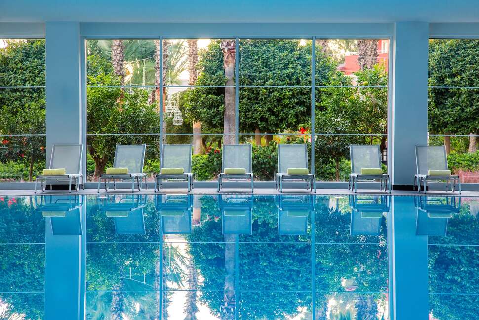 Een foto van het zwembad bij IC Hotels Santai Family Resort