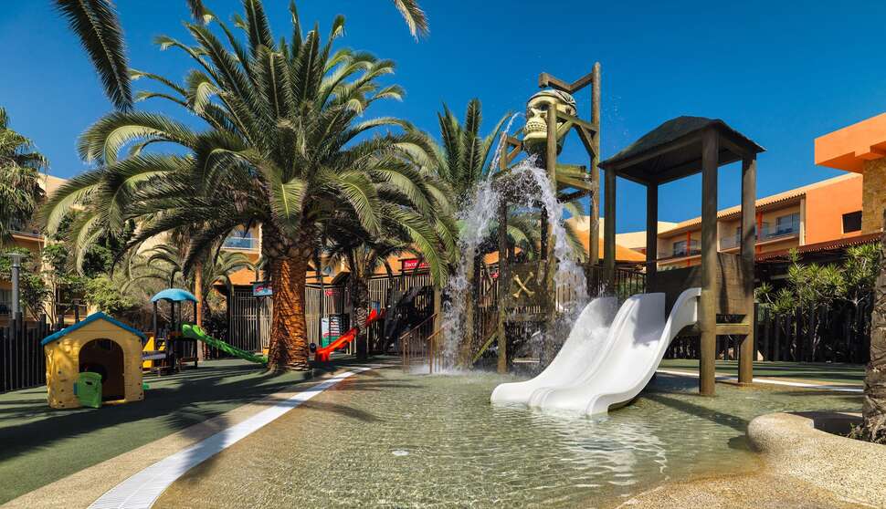 Ein Foto vom Pool im Barcelo Fuerteventura Mar