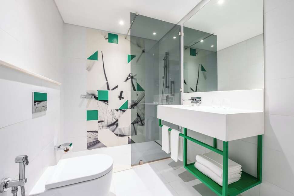Een foto van Studio M Arabian Plaza