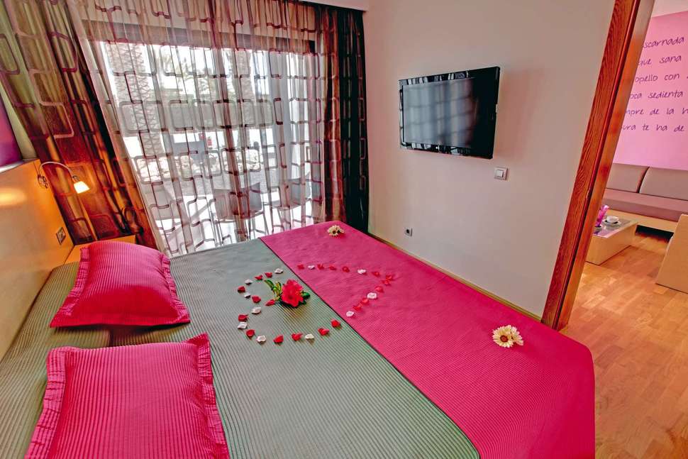 Een foto van R2 Romantic Fantasia Dreams & Suites Hotel