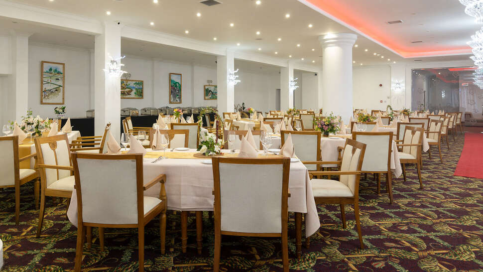 Een foto van Araliya Green Hills Hotel