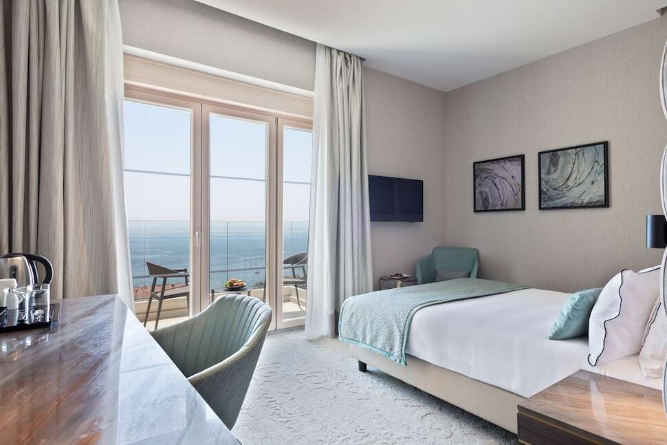 Een foto van Hotel AMI Budva Petrovac