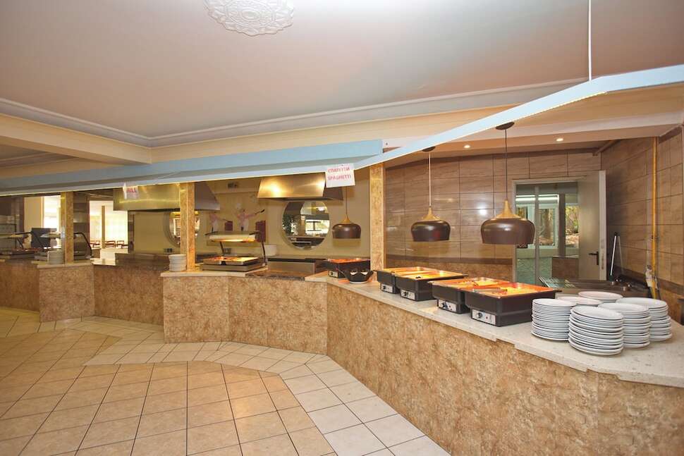 Een foto van Eri Beach & Village Hotel
