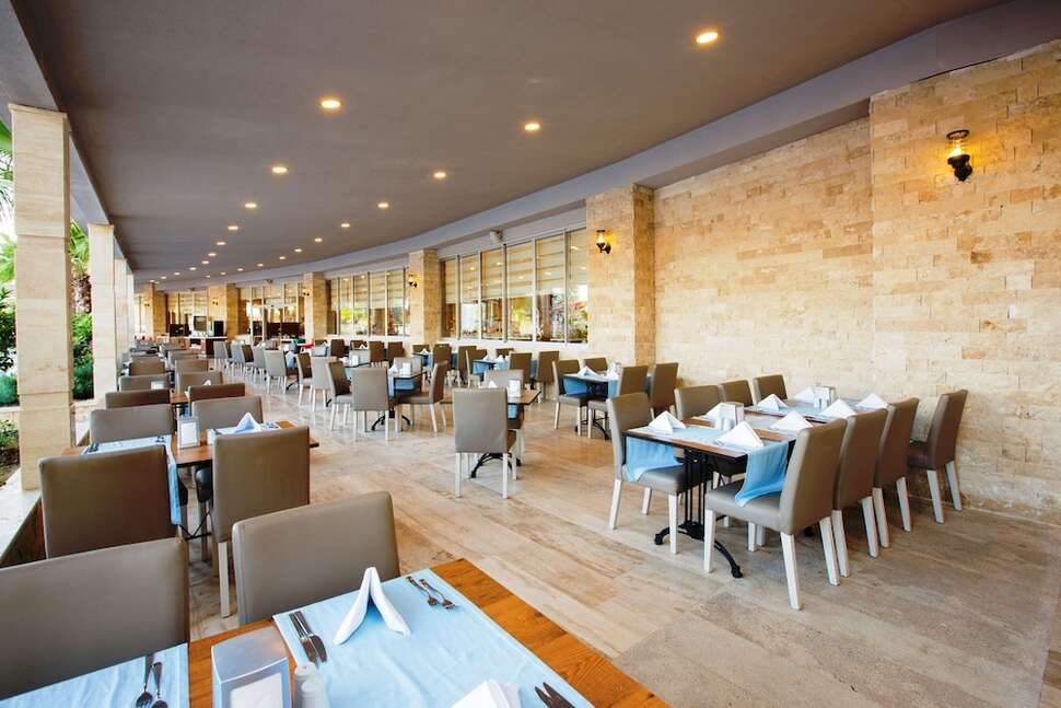 Een foto van de faciliteiten bij Ramada Resort By Wyndham Side