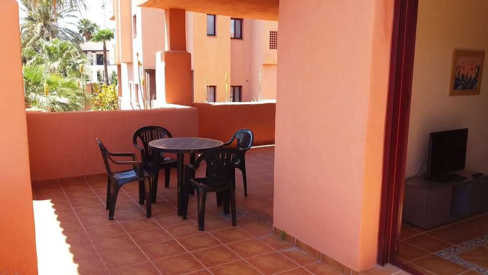 Een foto van het terras bij Royal Marbella Golf Resort