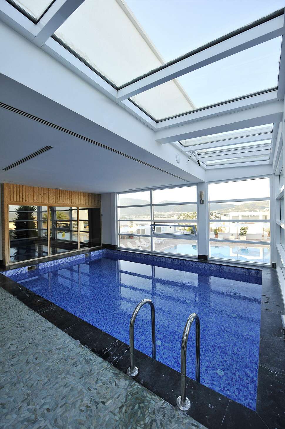 Een foto van het zwembad bij Doria Hotel Bodrum