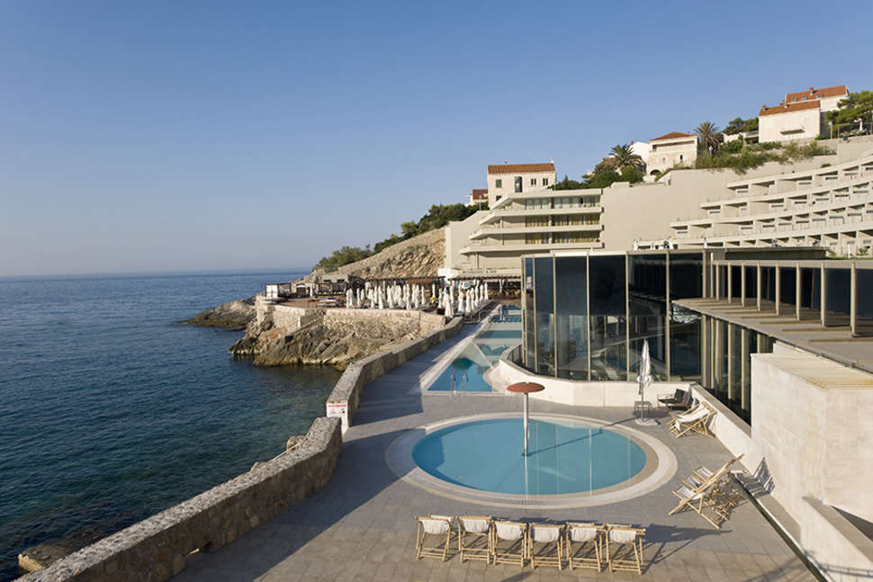 Een foto van het zwembad bij Rixos Premium Dubrovnik Hotel