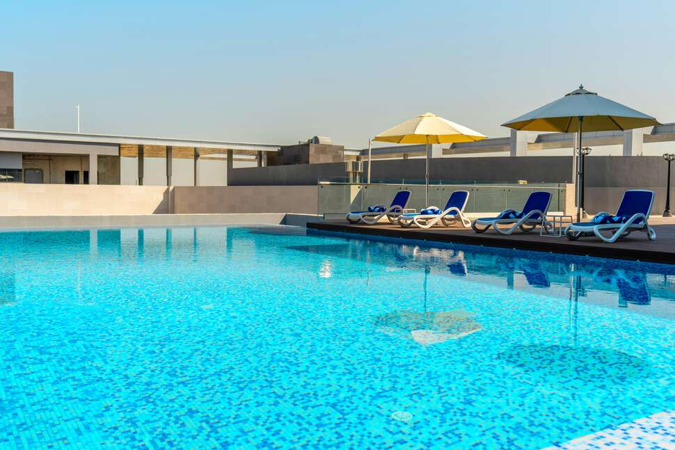 West Walk Retaj Hotel
