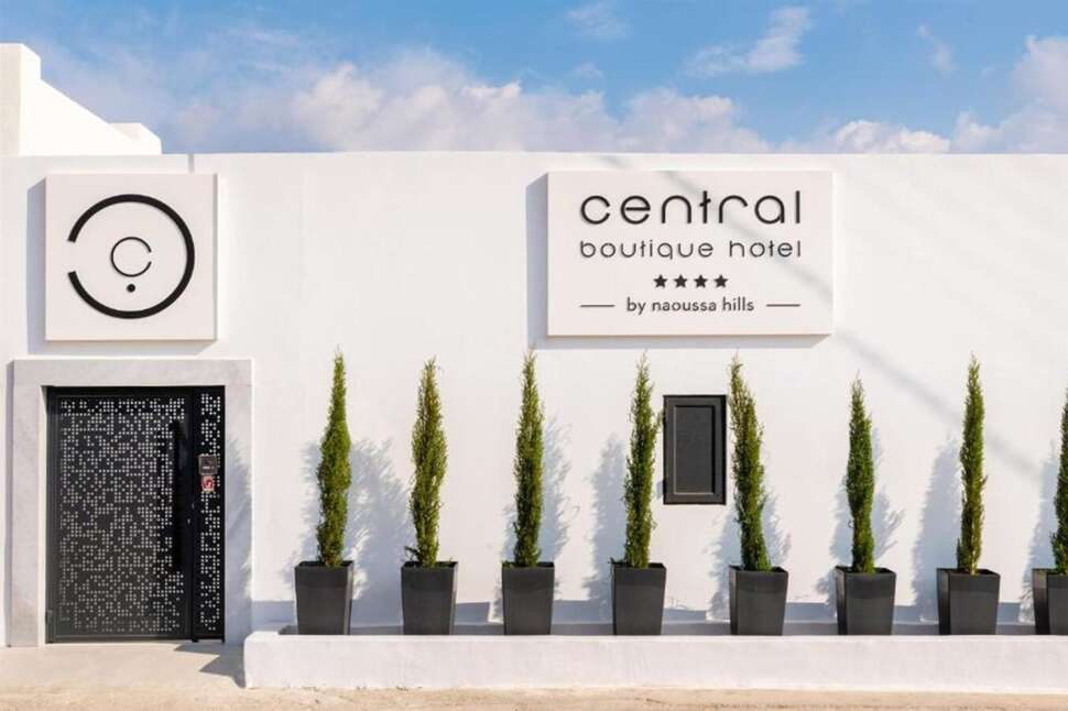 Central Boutique Hotel by Naoussa Hills.