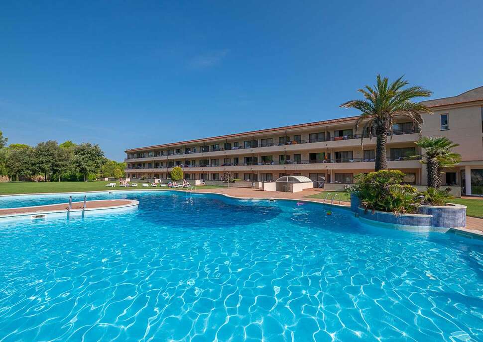 Aparthotel&Village Golf Beach.