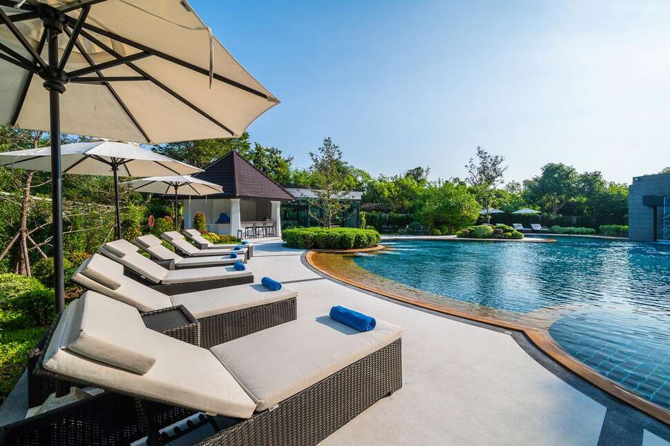 Manhattan Pattaya Hotel.