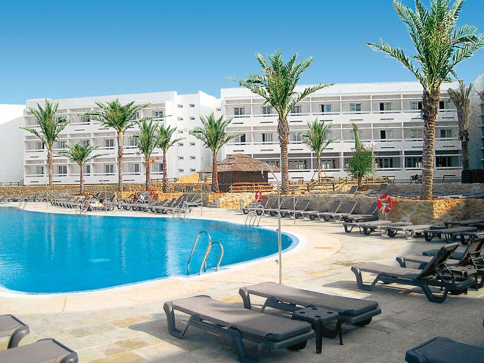 Hotel Garbi Costa Luz.