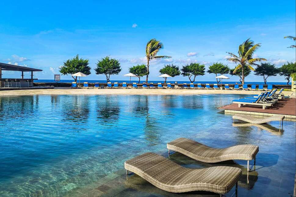 Wyndham Tamansari Jivva Resort.