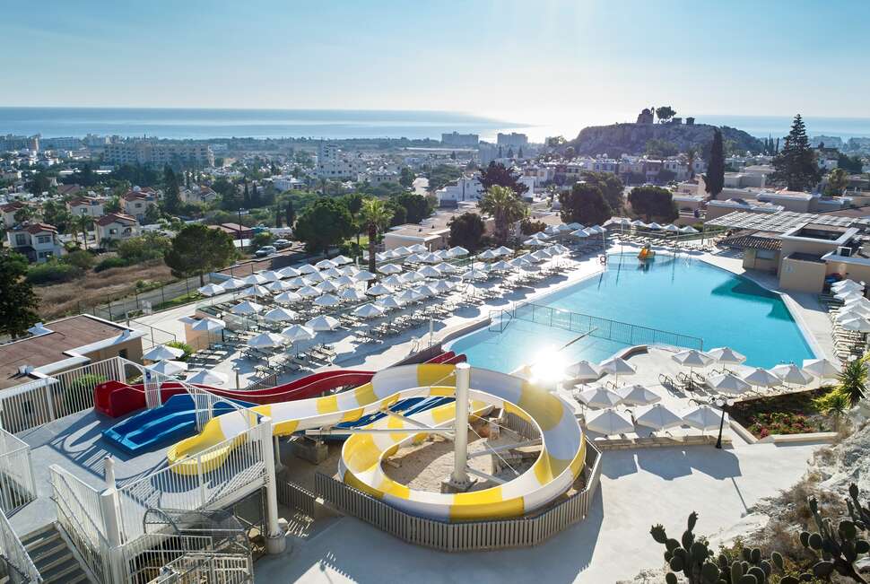 Louis St. Elias Resort&Waterpark.