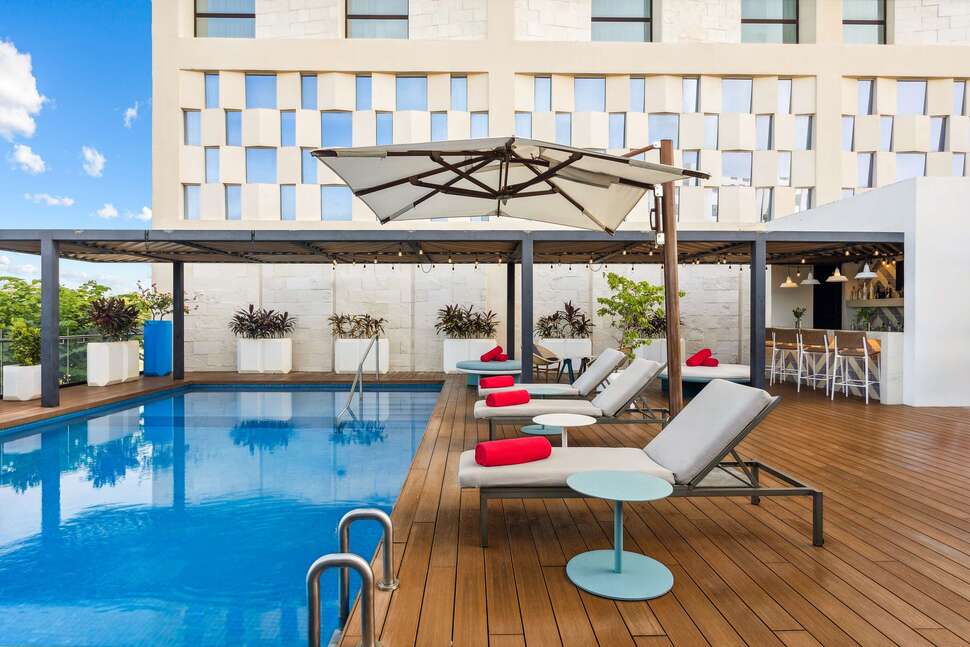 Hotel Avani Cancún Airport.