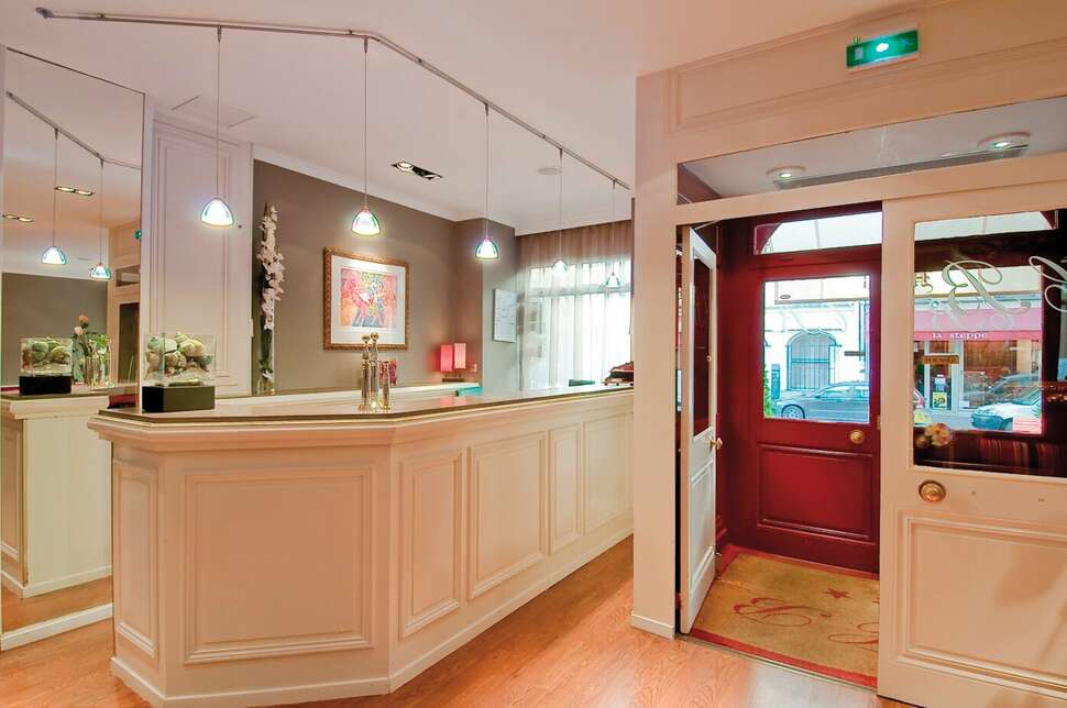 Hotel Claude Bernard Paris Saint-Germain