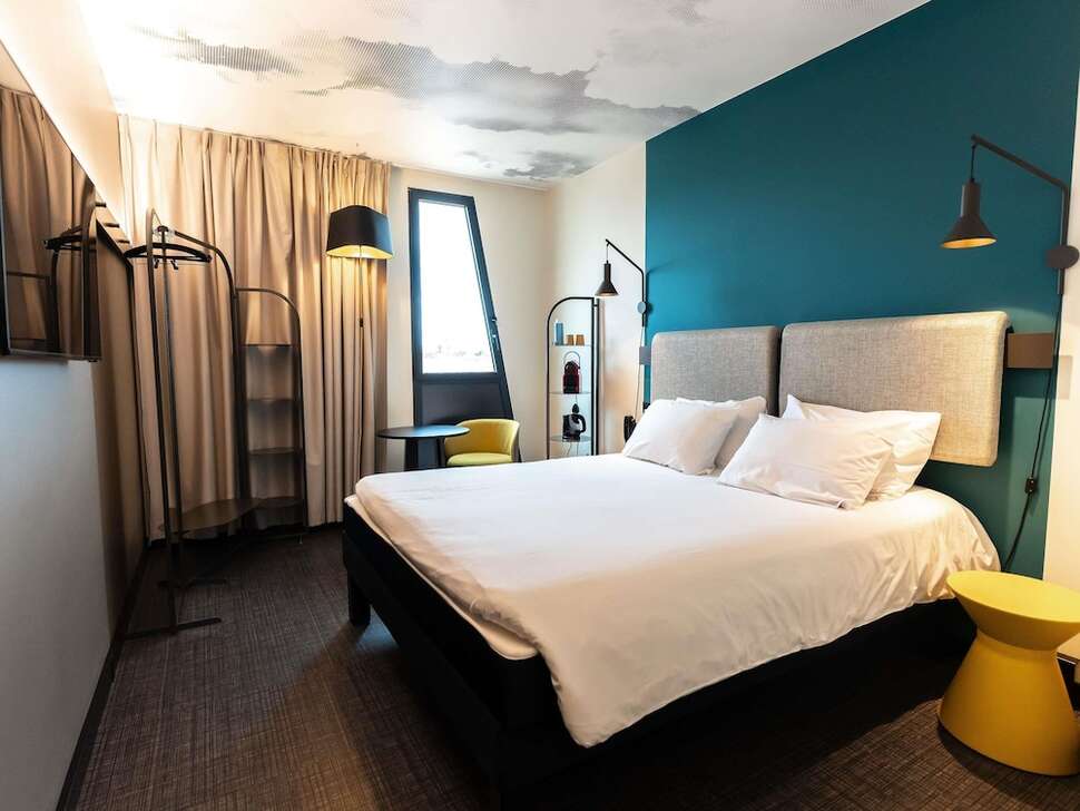 Ibis Marseille Centre Euromed.