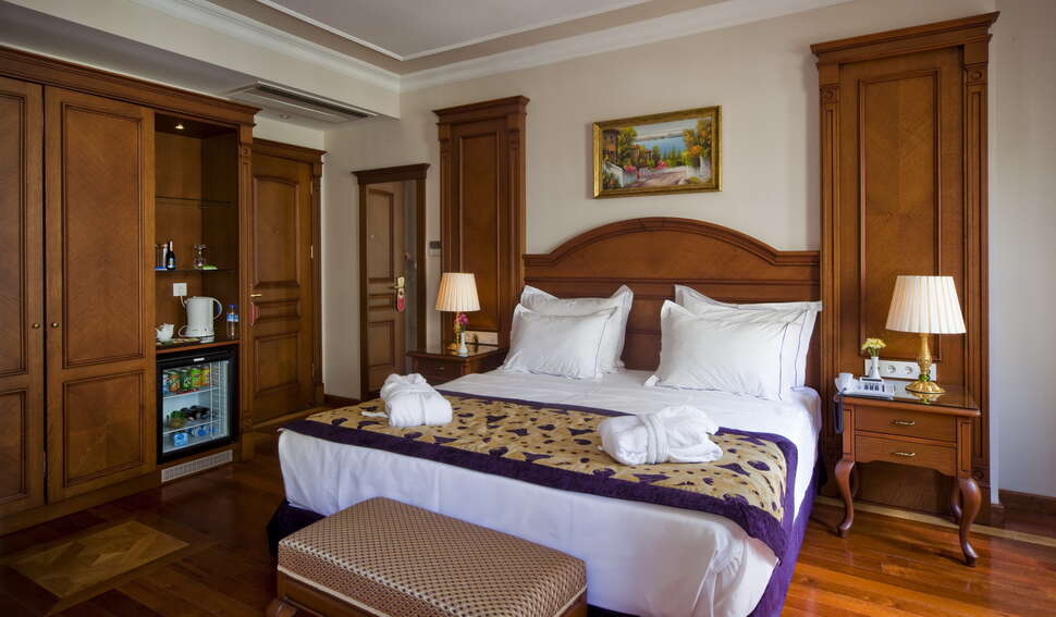 Glk Premier The Home Suites&Spa.