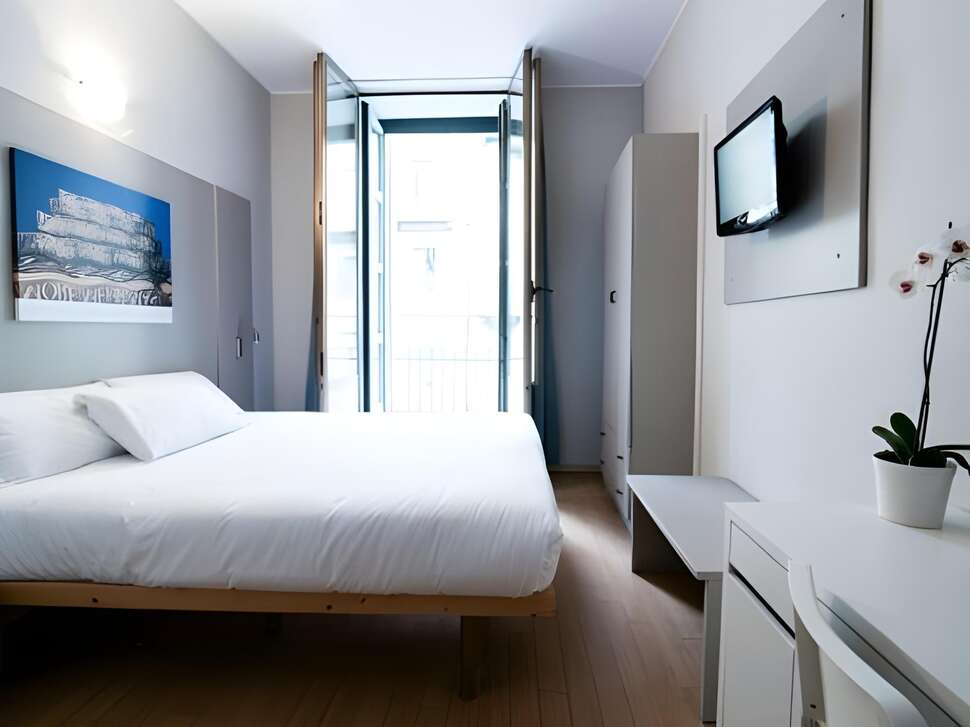 Green Class Hotel Astoria.