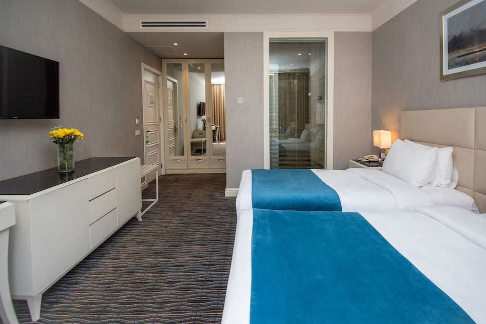 Hotel City Avenue