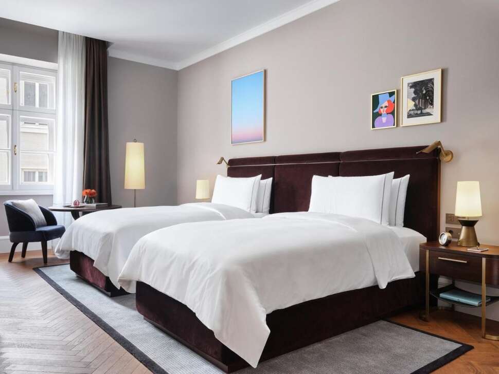 Rosewood Vienna