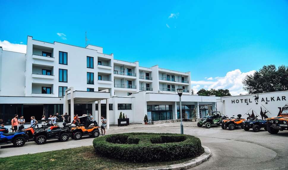 Hotel Alkar.