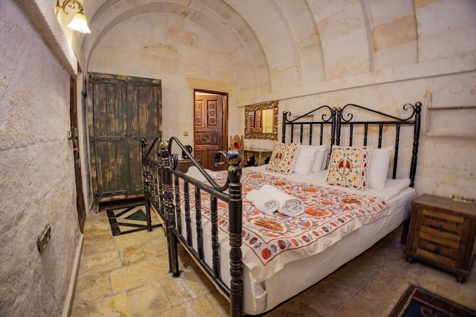 Royal Cave Hotel