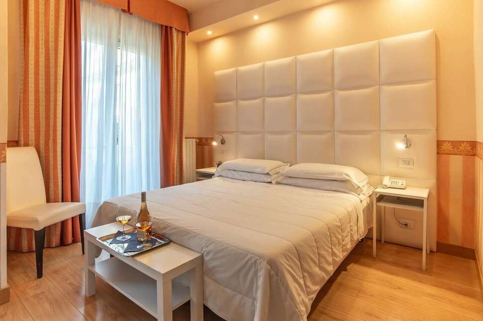 Hotel Jane