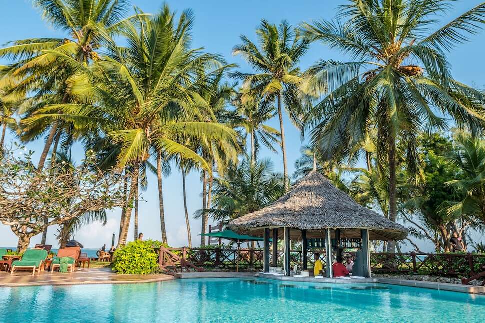 Serena Beach Hotel & Spa