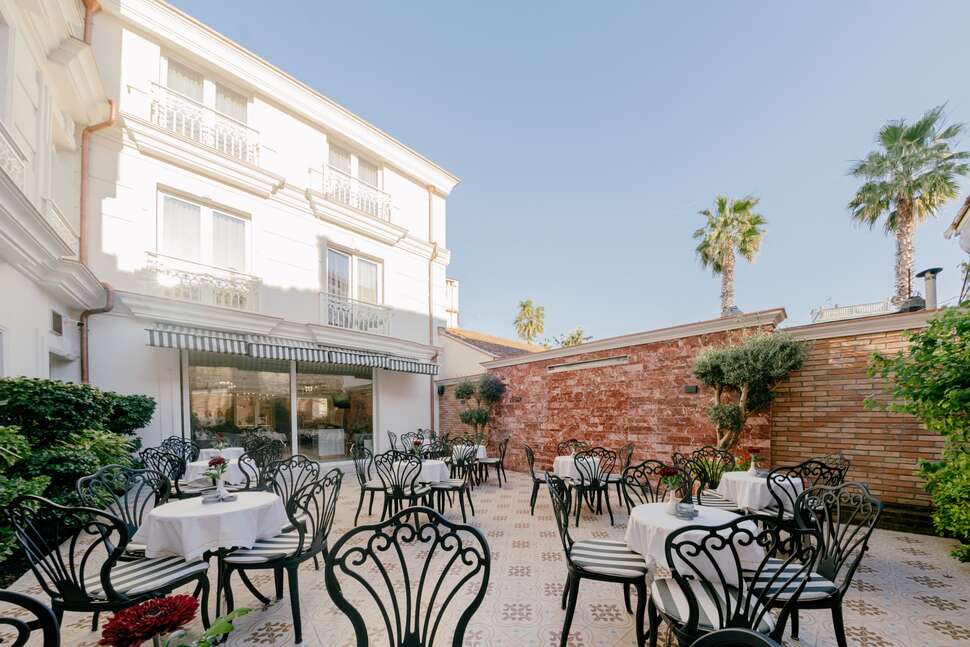 Moenia Boutique Hotel