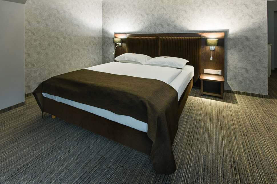 Bellevue Park Hotel.