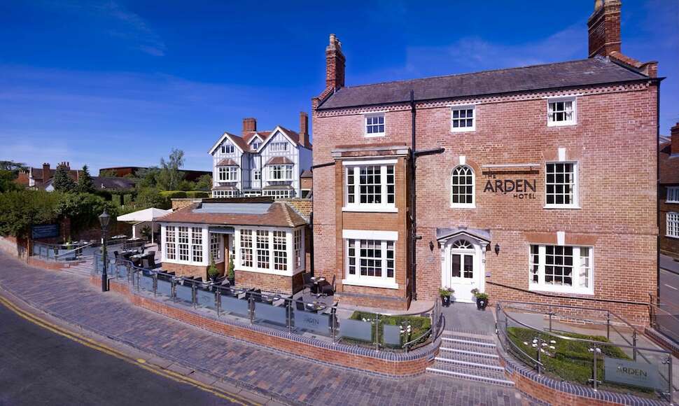 The Arden Hotel.