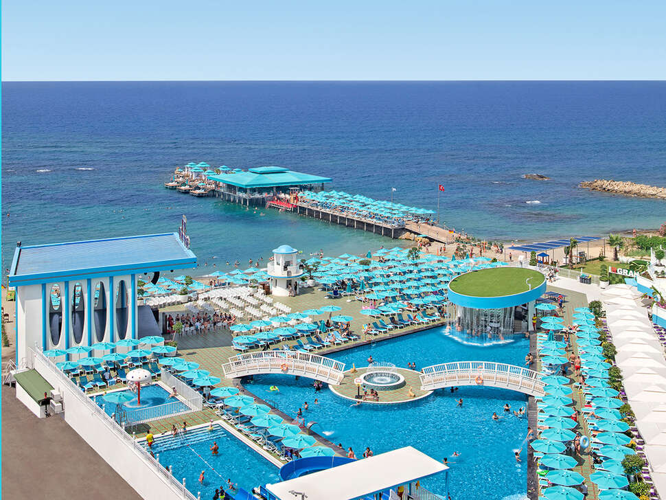 Granada Luxury Beach.