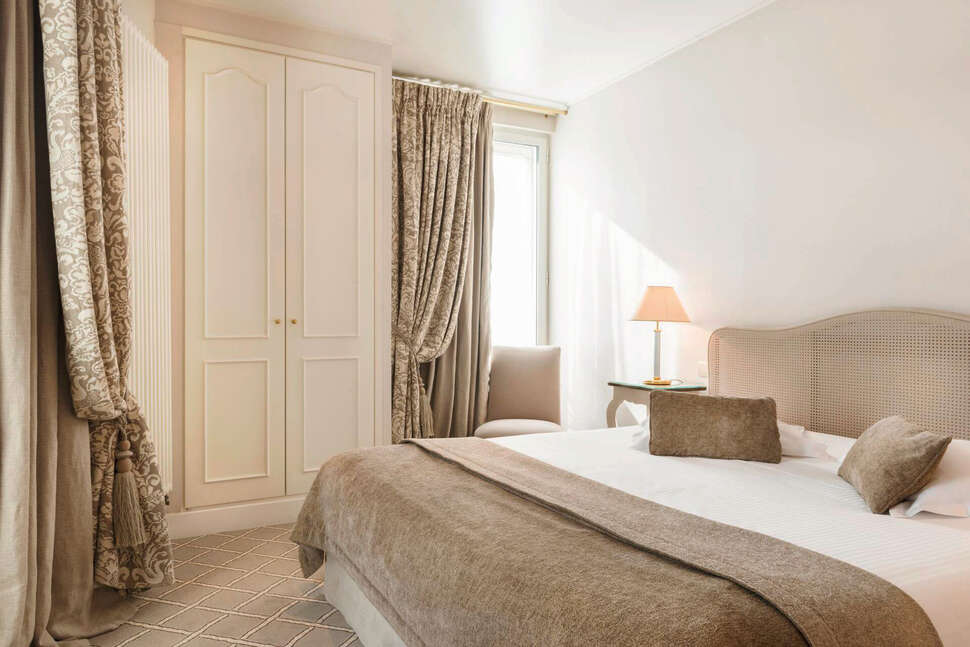 Champs Elysee Friedland cover