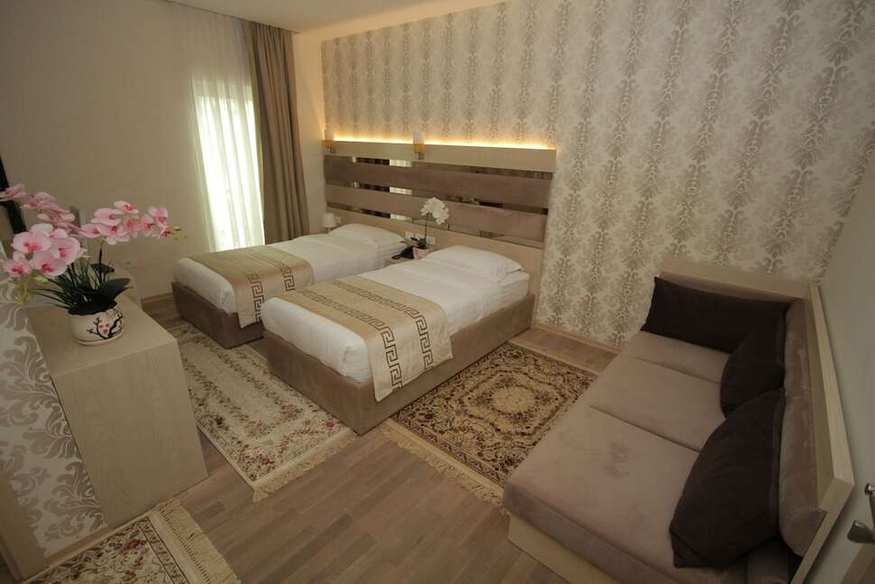 Capital Tirana Hotel