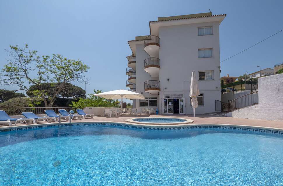 Appartementen AR Muntanya Mar cover