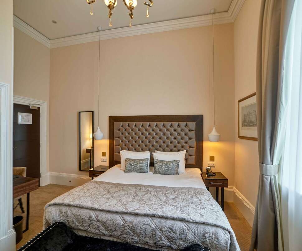 Lansbury Heritage Hotel.