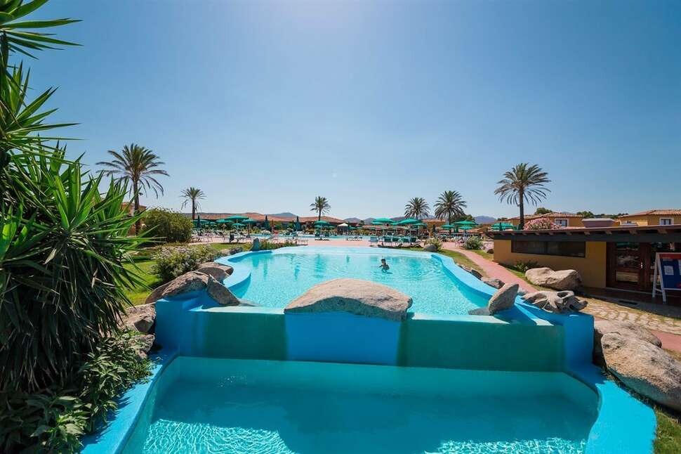 Villagio Baia dei Pini.