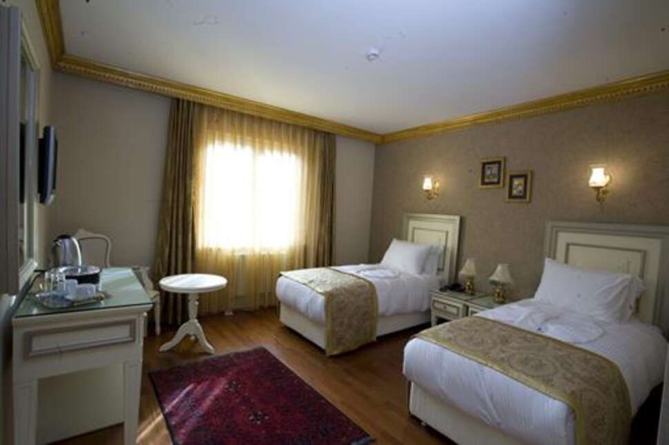 Boutique Maywood Hotel