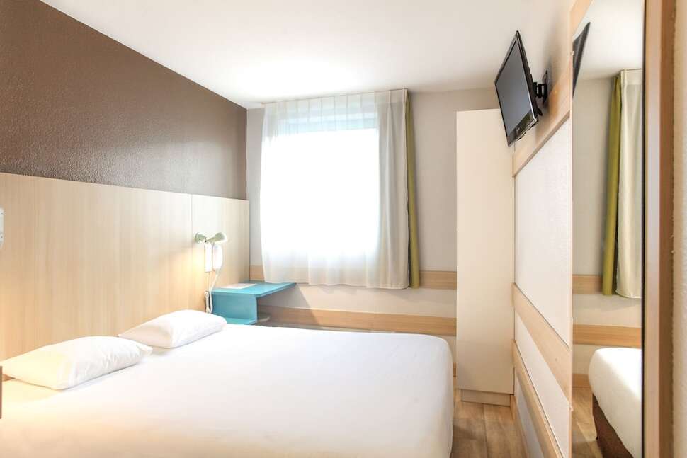 Hotel Reseda Paris Porte de Bagnolet